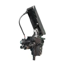VÁLVULA DO FREIO COM PEDAL - NEW HOLLAND W130  12D