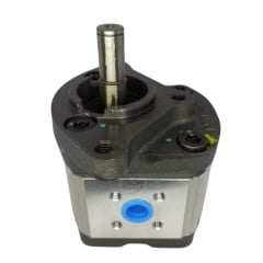 Bomba Hidráulica Direção – RETROESCAVADEIRA 86 / 96 / MAXION 750 (2 SAÍDAS)