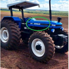 CAPÔ MOTOR - LADO DIREITO - FORD 6610 / 7630 antigo