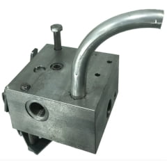 VALVULA DO HIDRÁULICO COMPLETA TIJOLO / TIJOLINHO - VALMET 62 / 65 / 68 / 78 / 85 / 86 / 88 - VALTRA 685 / 785 - BF65 / BF75 - 158161 / 158160 VALVULA DO HIDRÁULICO COMPLETA TIJOLO / TIJOLINHO - VALMET 62 / 65 / 68 / 78 / 85 / 86 / 88 - VALTRA 685 / 785 - BF65 / BF75 - 158161 / 158160